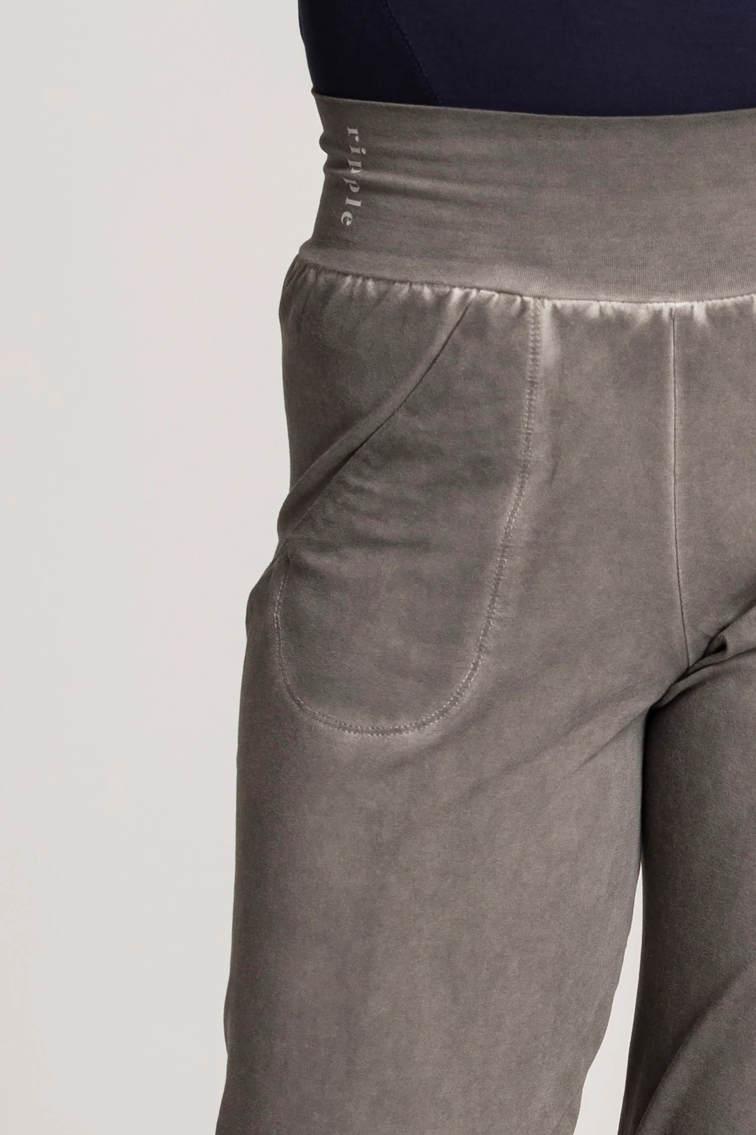 Stonewash Slouchy Capri Pants - Image 2